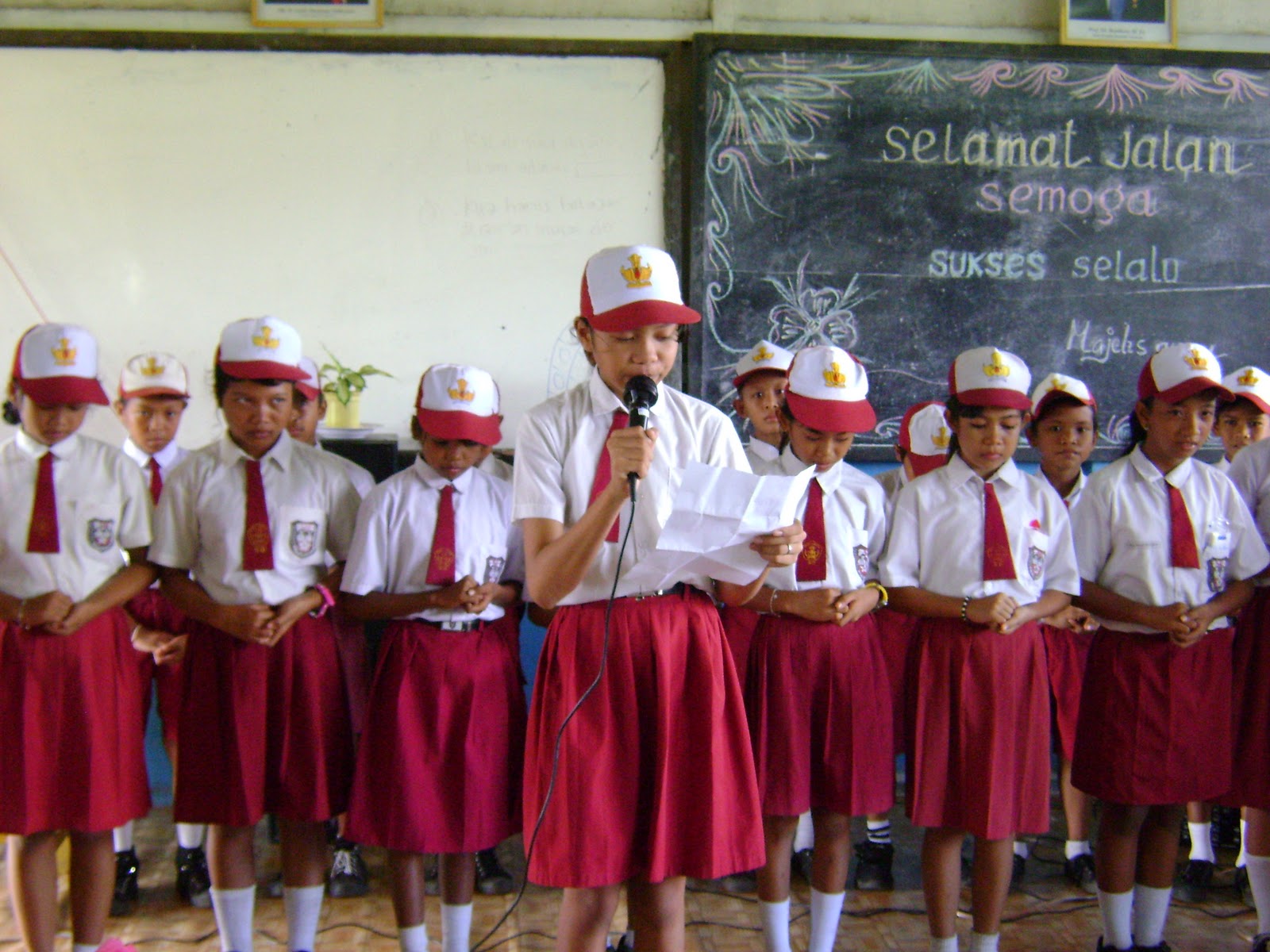 pidato bahasa inggris tema perpisahan